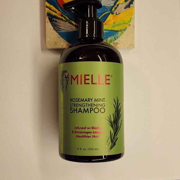 Mielle Rosemary Mint Strengthening Shampoo 12oz - Picture 4 of 7